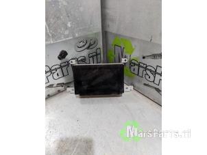 Gebruikte Display Interieur Nissan Almera Tino (V10M) 2.2 Di 16V Prijs € 40,00 Margeregeling aangeboden door Autodemontagebedrijf De Mars