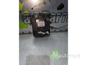 Gebruikte Module Centrale Deurvergrendeling Mercedes GL (X164) 4.0 GL 420 CDI V8 32V Prijs € 40,00 Margeregeling aangeboden door Autodemontagebedrijf De Mars