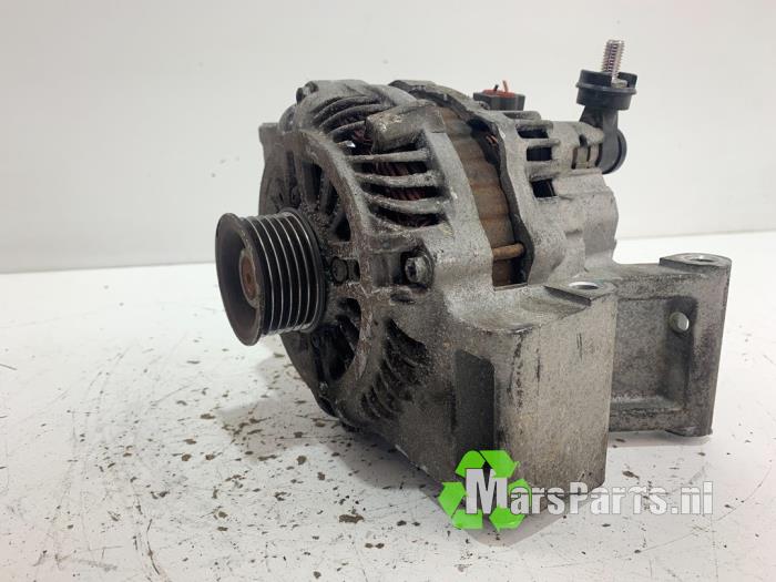 Gebruikte Dynamo Mazda 5 (CR19) 2.0i 16V Prijs € 40,00 Margeregeling aangeboden door Autodemontagebedrijf De Mars