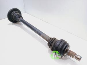 Gebruikte Steekas links-achter Mercedes C (W205) C-200 1.6 CDI BlueTEC, C-200 d 16V Prijs € 85,50 Margeregeling aangeboden door Autodemontagebedrijf De Mars