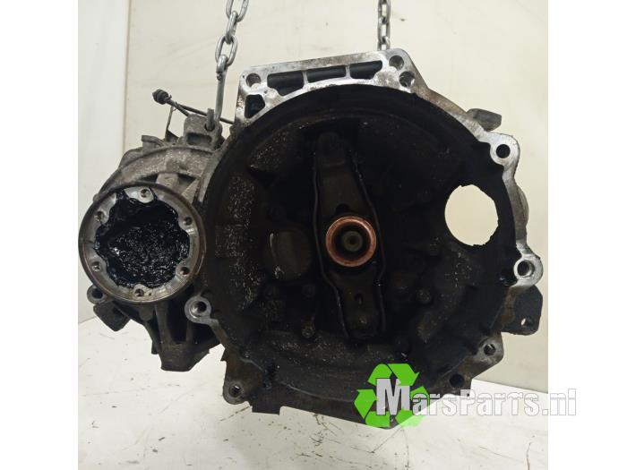 Gebruikte Versnellingsbak Volkswagen Jetta III (1K2) 2.0 16V FSI Prijs € 275,00 Margeregeling aangeboden door Autodemontagebedrijf De Mars