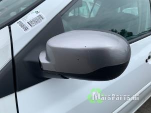 Gebruikte Spiegel Buiten links Renault Clio III (BR/CR) 1.5 dCi FAP Prijs € 30,00 Margeregeling aangeboden door Autodemontagebedrijf De Mars