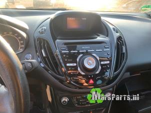 Gebruikte Radiobedienings paneel Ford B-Max (JK8) 1.0 EcoBoost 12V 120 Prijs € 150,00 Margeregeling aangeboden door Autodemontagebedrijf De Mars