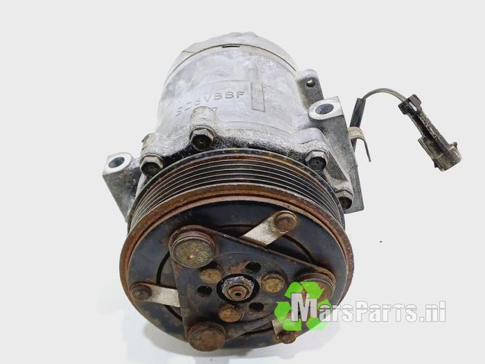 Gebruikte Pomp Airco Suzuki Swift (ZA/ZC/ZD) 1.3 D 16V Prijs € 90,00 Margeregeling aangeboden door Autodemontagebedrijf De Mars