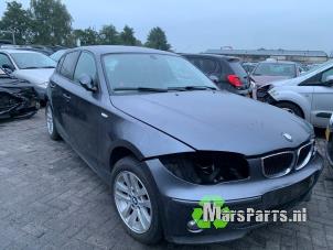 Gebruikte Chaufage Bedieningspaneel BMW 1 serie (E87/87N) 118i 16V Prijs € 30,00 Margeregeling aangeboden door Autodemontagebedrijf De Mars