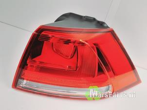 Gebruikte Achterlicht rechts Volkswagen Golf VII (AUA) 2.0 TDI 16V Prijs € 60,00 Margeregeling aangeboden door Autodemontagebedrijf De Mars