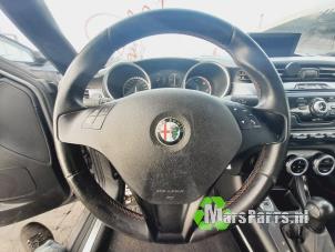 Gebruikte Stuurwiel Alfa Romeo Giulietta (940) 2.0 JTDm 16V 170 Prijs € 125,00 Margeregeling aangeboden door Autodemontagebedrijf De Mars