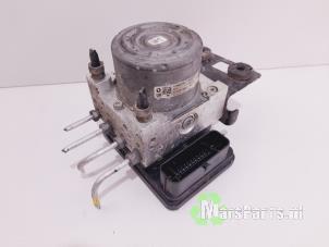 Gebruikte ABS Pomp Opel Vivaro 1.6 CDTI 115 Prijs € 135,00 Margeregeling aangeboden door Autodemontagebedrijf De Mars