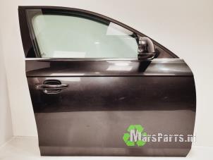 Gebruikte Portier 4Deurs rechts-voor Audi A4 (B8) 2.0 TDI 16V Quattro Prijs € 250,00 Margeregeling aangeboden door Autodemontagebedrijf De Mars