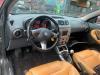 Alfa Romeo GT (937) 1.8 Twin Spark 16V Dashboardkastje