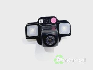 Gebruikte Camera achteruitrijden Toyota RAV4 (A5) 2.5 Hybrid 16V Prijs € 200,00 Margeregeling aangeboden door Autodemontagebedrijf De Mars