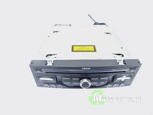 Gebruikte Radio CD Speler Citroen C4 Picasso (UD/UE/UF) 1.6 16V THP Sensodrive Prijs € 275,00 Margeregeling aangeboden door Autodemontagebedrijf De Mars