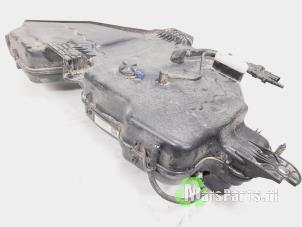 Gebruikte Tank adblue Audi Q3 (8UB/8UG) 2.0 TDI 16V 150 Quattro Prijs € 400,00 Margeregeling aangeboden door Autodemontagebedrijf De Mars