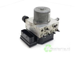 Gebruikte ABS Pomp Mini Countryman (R60) 1.6 16V Cooper Prijs € 160,00 Margeregeling aangeboden door Autodemontagebedrijf De Mars