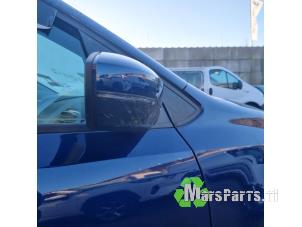 Gebruikte Spiegel Buiten rechts Volkswagen Polo V (6R) 1.2 12V BlueMotion Technology Prijs € 45,00 Margeregeling aangeboden door Autodemontagebedrijf De Mars