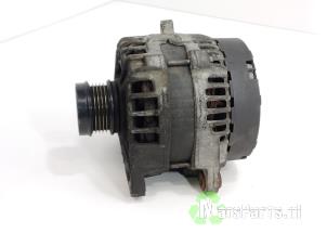 Gebruikte Dynamo Mercedes GLA AMG (156.9) 2.0 45 AMG Turbo 16V Prijs € 150,00 Margeregeling aangeboden door Autodemontagebedrijf De Mars