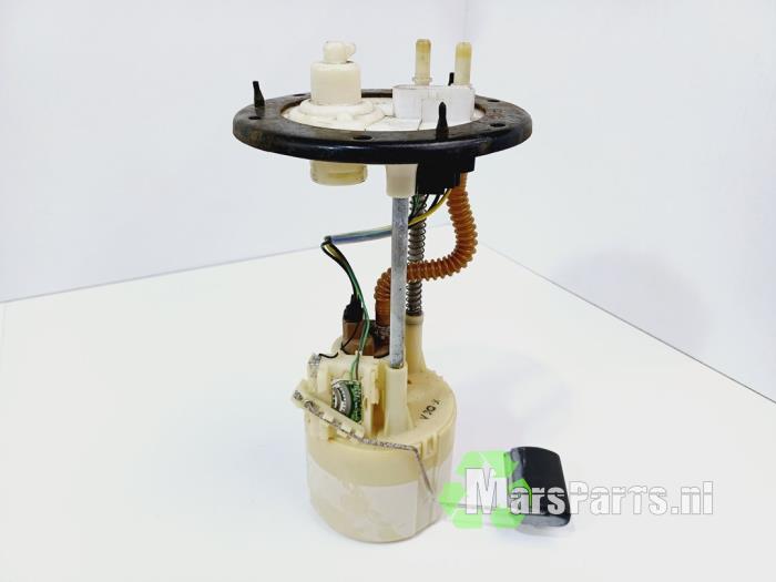 Gebruikte Tank element Pomp Hyundai Atos 1.0 12V Prijs € 40,00 Margeregeling aangeboden door Autodemontagebedrijf De Mars