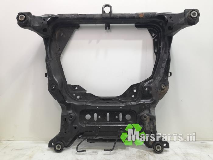 Gebruikte Subframe Landrover Range Rover Evoque (LVJ/LVS) 2.2 eD4 16V 5-drs. Prijs € 150,00 Margeregeling aangeboden door Autodemontagebedrijf De Mars