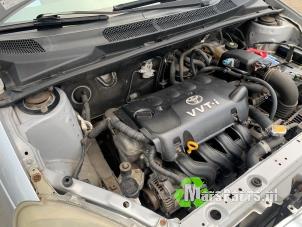 Gebruikte Motor Toyota Yaris (P1) 1.3 16V VVT-i Prijs € 250,00 Margeregeling aangeboden door Autodemontagebedrijf De Mars