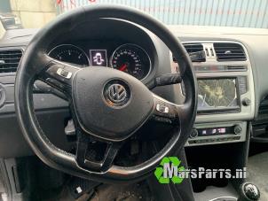 Gebruikte Chaufage Bedieningspaneel Volkswagen Polo V (6R) 1.4 TDI DPF BlueMotion technology Prijs € 50,00 Margeregeling aangeboden door Autodemontagebedrijf De Mars