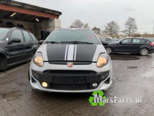 Gebruikte Schakelaar Stuurkolom (licht) Fiat Punto 1.4 16V Prijs € 100,00 Margeregeling aangeboden door Autodemontagebedrijf De Mars