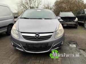 Gebruikte Ruitenwismotor + Mechaniek Opel Corsa D 1.2 16V Prijs € 30,00 Margeregeling aangeboden door Autodemontagebedrijf De Mars