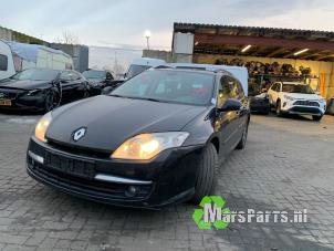 Gebruikte Veiligheidsgordel links-achter Renault Laguna III Estate (KT) 2.0 dCi 16V 150 Prijs € 100,00 Margeregeling aangeboden door Autodemontagebedrijf De Mars