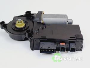 Gebruikte Motor portierruit Peugeot 307 CC (3B) 2.0 16V Prijs € 90,00 Margeregeling aangeboden door Autodemontagebedrijf De Mars