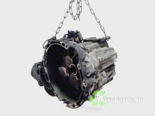 Gebruikte Versnellingsbak Hyundai Sonata 2.0 CRDI VGT 16V Prijs € 400,00 Margeregeling aangeboden door Autodemontagebedrijf De Mars