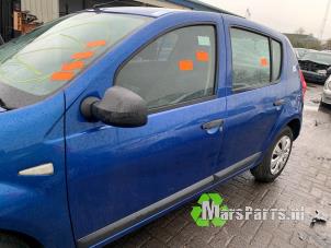 Gebruikte Portier 4Deurs links-voor Dacia Sandero I (BS) 1.2 16V Prijs € 100,00 Margeregeling aangeboden door Autodemontagebedrijf De Mars