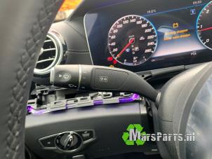 Gebruikte Elektrisch Raam Schakelaar Mercedes E (W213) E-220d 2.0 Turbo 16V Prijs € 60,00 Margeregeling aangeboden door Autodemontagebedrijf De Mars