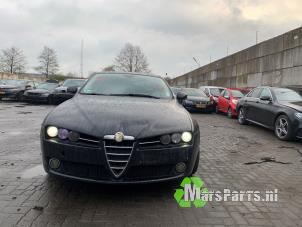 Gebruikte Veiligheidsgordel rechts-voor Alfa Romeo 159 Sportwagon (939BX) 2.2 JTS 16V Prijs € 50,00 Margeregeling aangeboden door Autodemontagebedrijf De Mars