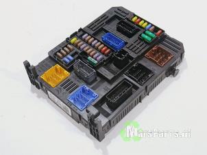 Gebruikte Computer Body Control Peugeot 2008 (UD/UK/UR/US/UX) 1.2 VTi 12V PureTech 130 Prijs € 175,00 Margeregeling aangeboden door Autodemontagebedrijf De Mars