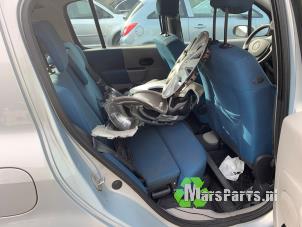 Gebruikte Veiligheidsgordel links-achter Renault Modus/Grand Modus (JP) 1.6 16V Prijs € 30,00 Margeregeling aangeboden door Autodemontagebedrijf De Mars
