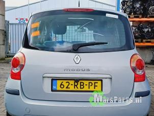 Gebruikte Achterklep Renault Modus/Grand Modus (JP) 1.6 16V Prijs € 75,00 Margeregeling aangeboden door Autodemontagebedrijf De Mars