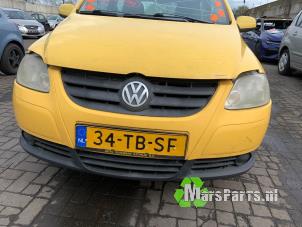 Gebruikte Voorbumper Volkswagen Fox (5Z) 1.4 16V Prijs € 100,00 Margeregeling aangeboden door Autodemontagebedrijf De Mars