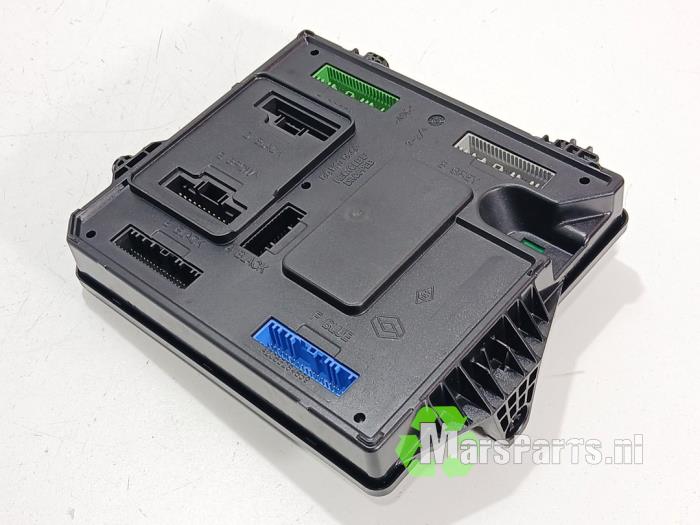 Gebruikte Computer Body Control Renault Grand Scénic III (JZ) 1.4 16V TCe 130 Prijs € 50,00 Margeregeling aangeboden door Autodemontagebedrijf De Mars
