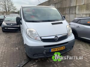 Gebruikte Voorfront Opel Vivaro 2.0 CDTI Prijs € 80,00 Margeregeling aangeboden door Autodemontagebedrijf De Mars