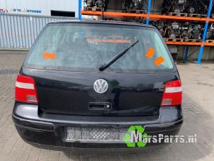 Gebruikte Achterklep Volkswagen Golf IV (1J1) 1.6 16V Prijs € 60,00 Margeregeling aangeboden door Autodemontagebedrijf De Mars