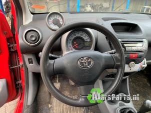 Gebruikte Combischakelaar Stuurkolom Toyota Aygo (B10) 1.0 12V VVT-i Prijs € 50,00 Margeregeling aangeboden door Autodemontagebedrijf De Mars