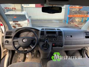 Gebruikte Airbag set + dashboard Volkswagen Transporter T5 2.5 TDi PF Prijs op aanvraag aangeboden door Autodemontagebedrijf De Mars