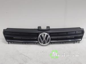 Gebruikte Grille Volkswagen Golf VII (AUA) 1.6 TDI 16V Prijs € 100,00 Margeregeling aangeboden door Autodemontagebedrijf De Mars