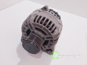 Gebruikte Dynamo Nissan Qashqai (J10) 1.5 dCi Prijs € 40,00 Margeregeling aangeboden door Autodemontagebedrijf De Mars