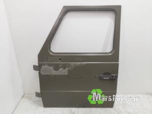 Gebruikte Deur 4Deurs links-voor Mercedes G (460) 240 GD Prijs op aanvraag aangeboden door Autodemontagebedrijf De Mars