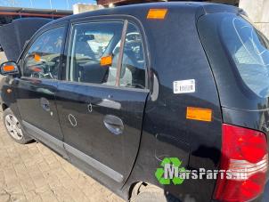 Gebruikte Deur 4Deurs links-achter Hyundai Atos 1.1 12V Prijs € 70,00 Margeregeling aangeboden door Autodemontagebedrijf De Mars