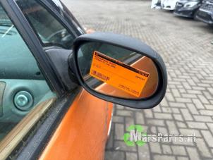 Gebruikte Spiegel Buiten rechts Citroen C3 Pluriel (HB) 1.4 Prijs € 40,00 Margeregeling aangeboden door Autodemontagebedrijf De Mars