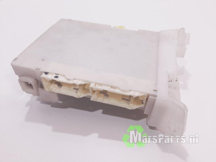 Gebruikte Bodycontrol Module Toyota Prius Plus (ZVW4) 1.8 Hybrid 16V Prijs € 50,00 Margeregeling aangeboden door Autodemontagebedrijf De Mars