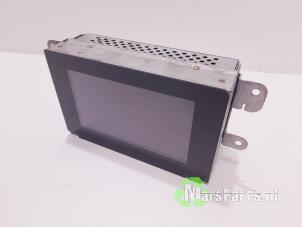 Gebruikte Display Interieur Nissan Almera Tino (V10M) 1.8 16V Prijs € 45,00 Margeregeling aangeboden door Autodemontagebedrijf De Mars