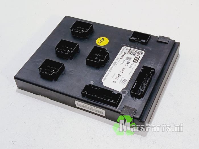 Gebruikte Computer Body Control Audi A5 (8T3) 3.2 FSI V6 24V Quattro Prijs € 50,00 Margeregeling aangeboden door Autodemontagebedrijf De Mars