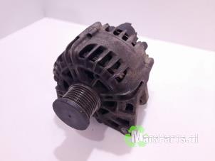 Gebruikte Alternator Renault Megane III Grandtour (KZ) 1.6 16V Bifuel Prijs € 125,00 Margeregeling aangeboden door Autodemontagebedrijf De Mars